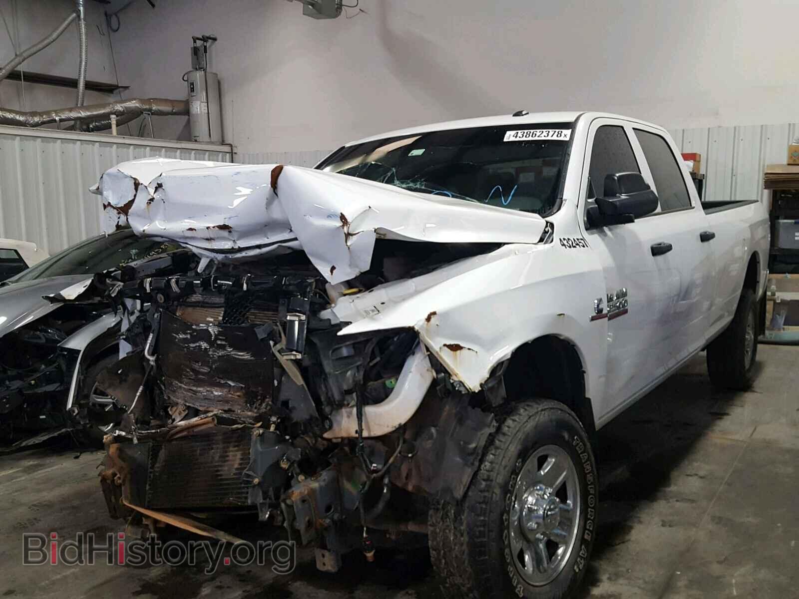 2017 RAM 2500 ST - VIN: 3C6UR5HL9HG758288 - Фото 2