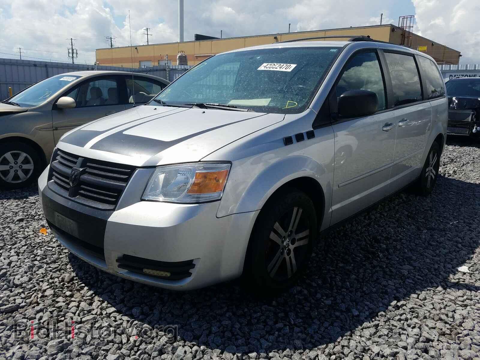 2010 DODGE CARAVAN - VIN: 2D4RN4DE3AR111027 - Фото 2