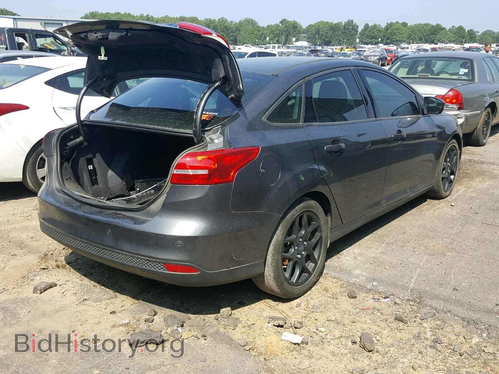 2016 FORD FOCUS - VIN: 1FADP3F27GL393503 - Photo 4
