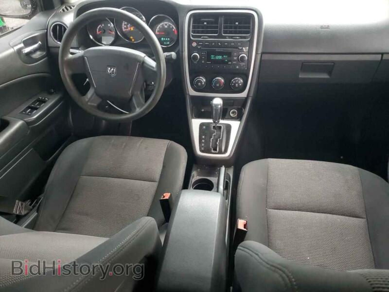 2011 Dodge CALIBER (VIN 1B3CB3HA0BD182737) — фото 8 из 12