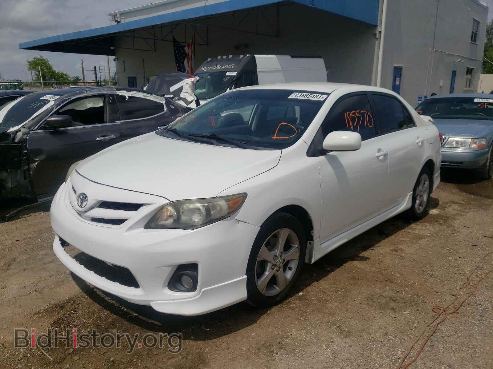 2011 TOYOTA COROLLA - VIN: 2T1BU4EE0BC577158 - Фото 2