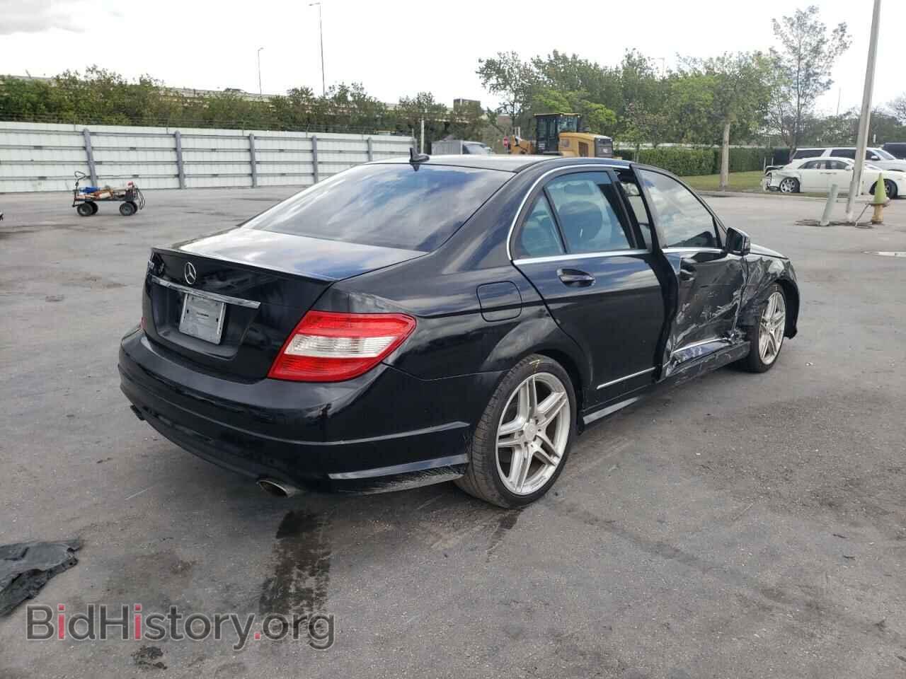 2011 MERCEDES-BENZ C-CLASS - VIN: WDDGF5EB9BA433579 - Фото 4