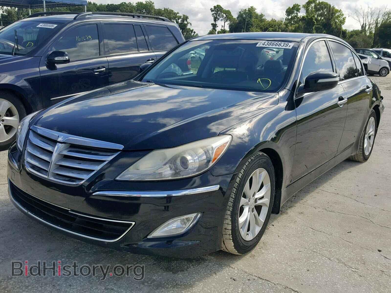 2013 HYUNDAI GENESIS - VIN: KMHGC4DD7DU228095 - Фото 2