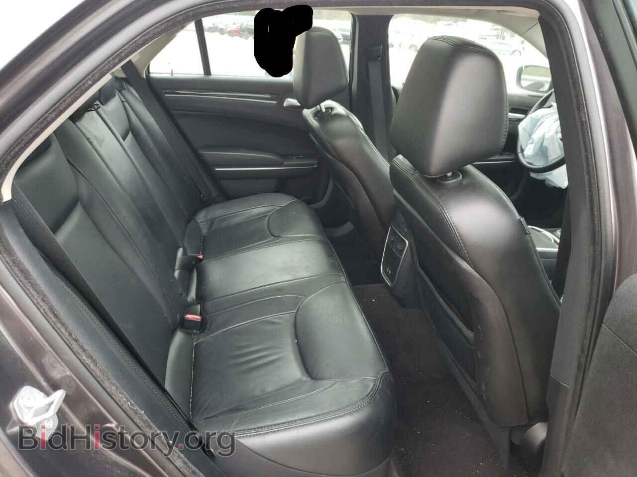 2016 CHRYSLER 300 - VIN: 2C3CCARG4GH270322 - Фото 6