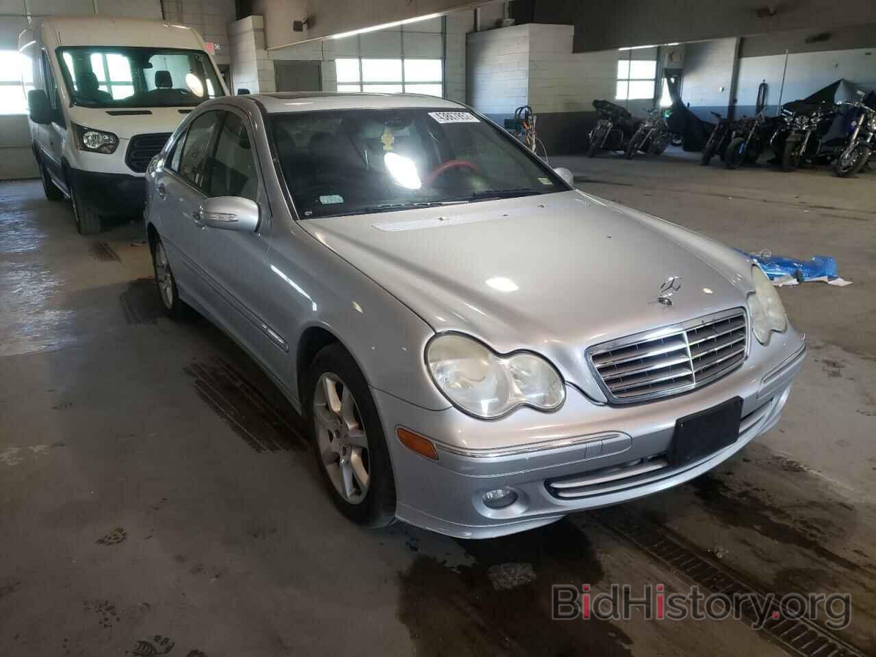 Photo WDBRF92H97F910345 - MERCEDES-BENZ C-CLASS 2007