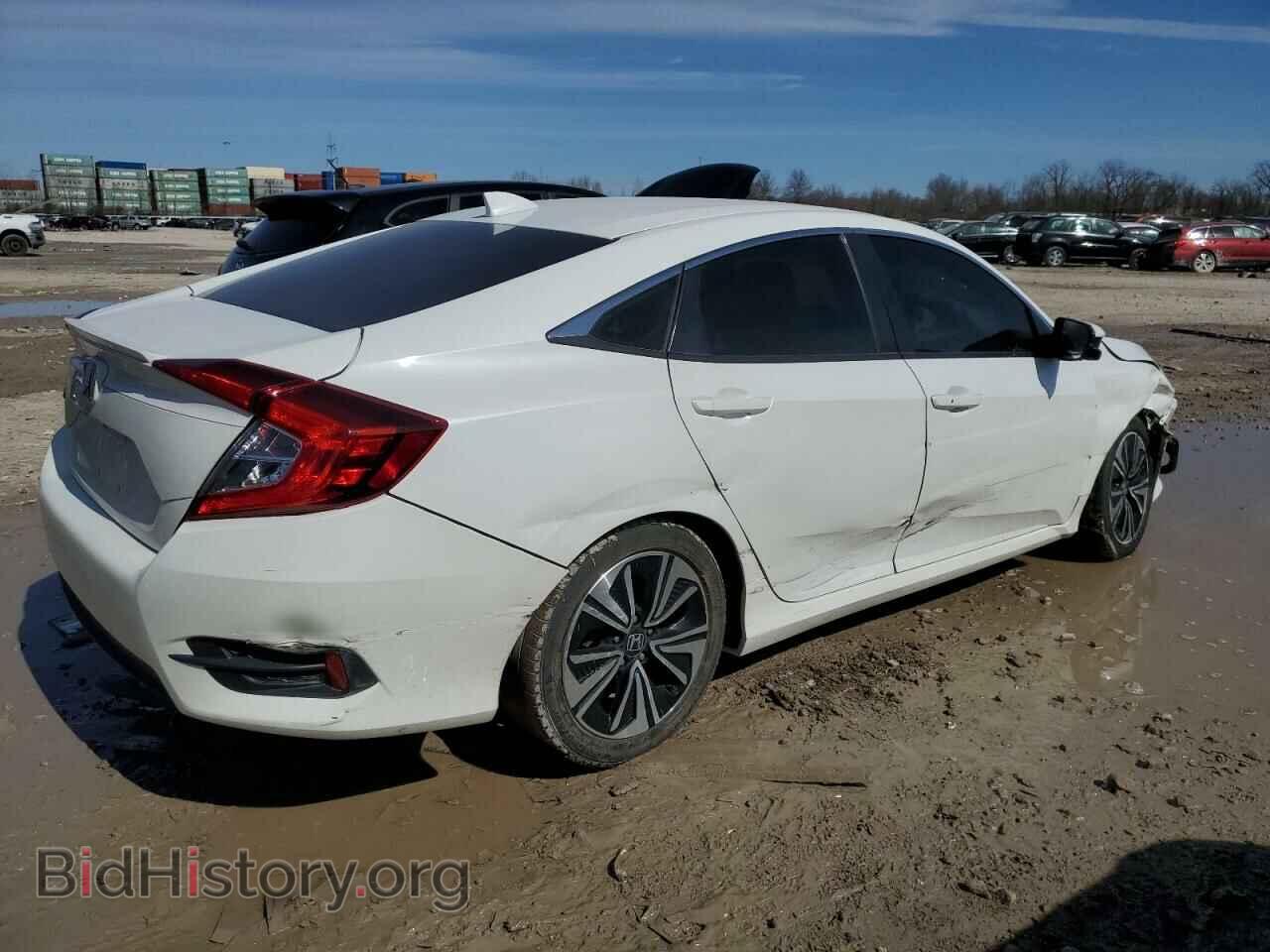 2017 HONDA CIVIC - VIN: 2HGFC1F33HH656257 - Фото 3