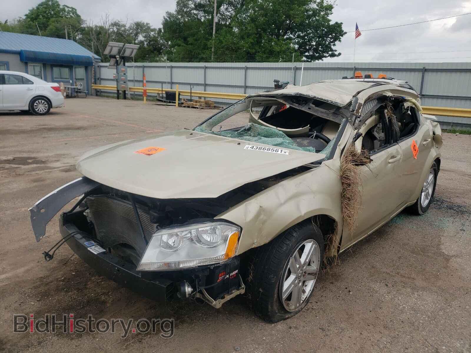 2010 DODGE AVENGER - VIN: 1B3CC5FB3AN114770 - Фото 2
