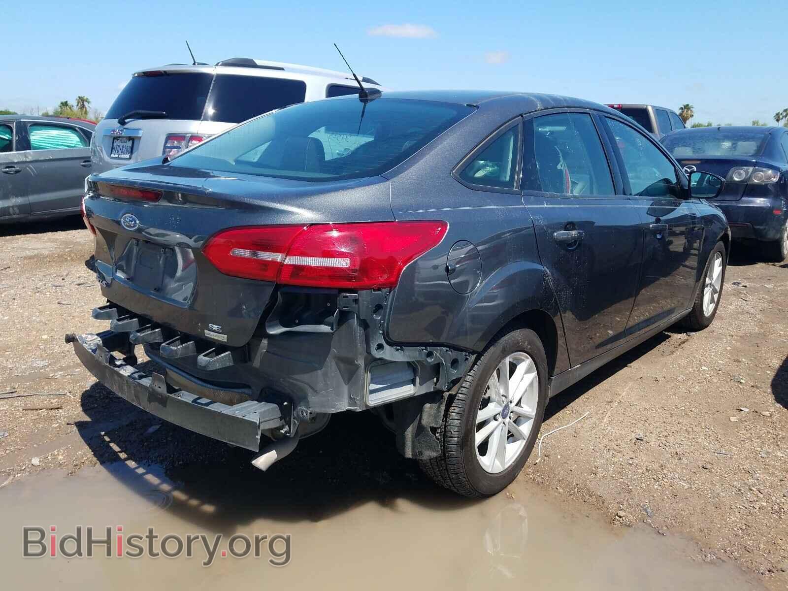 2018 FORD FOCUS - VIN: 1FADP3FE5JL292977 - Фото 4