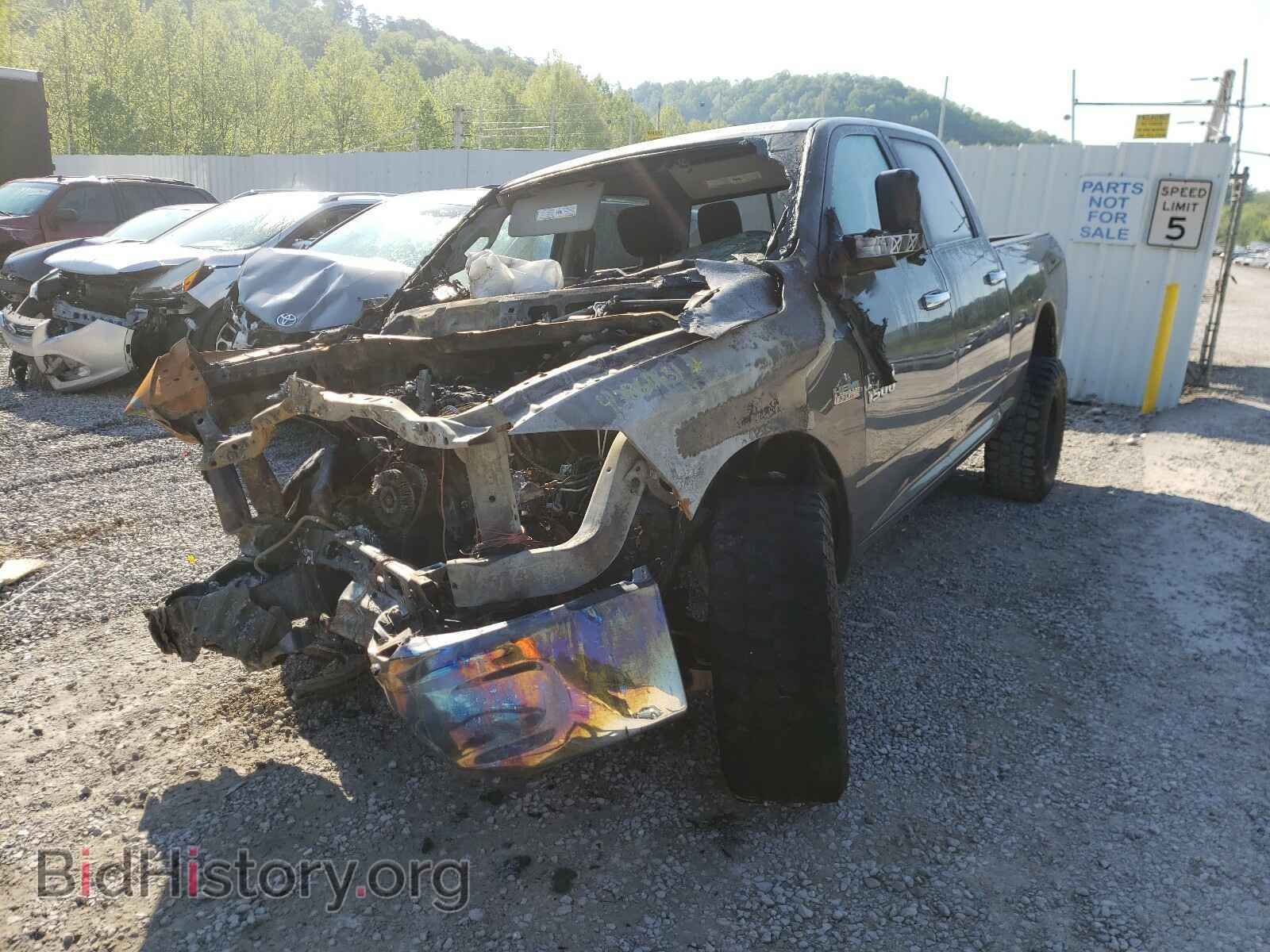 2017 RAM 1500 - VIN: 1C6RR7TT7HS598090 - Photo 2
