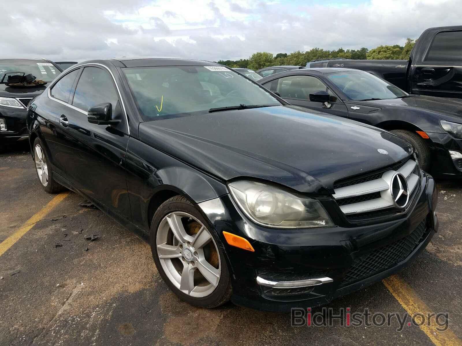 Photo WDDGJ4HB5DF998888 - MERCEDES-BENZ C CLASS 2013