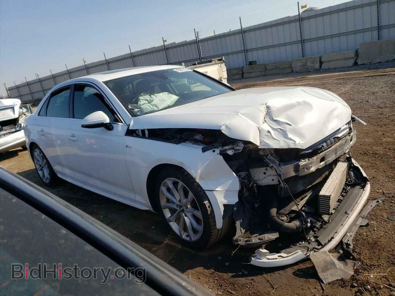 2019 AUDI A4 - VIN: WAUENAF45KN005978 - Фото 4