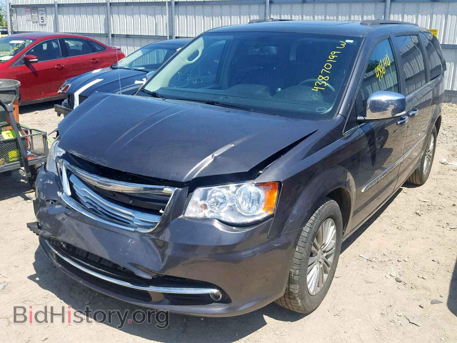 2016 CHRYSLER TOWN & COU - VIN: 2C4RC1CG1GR302975 - Фото 2