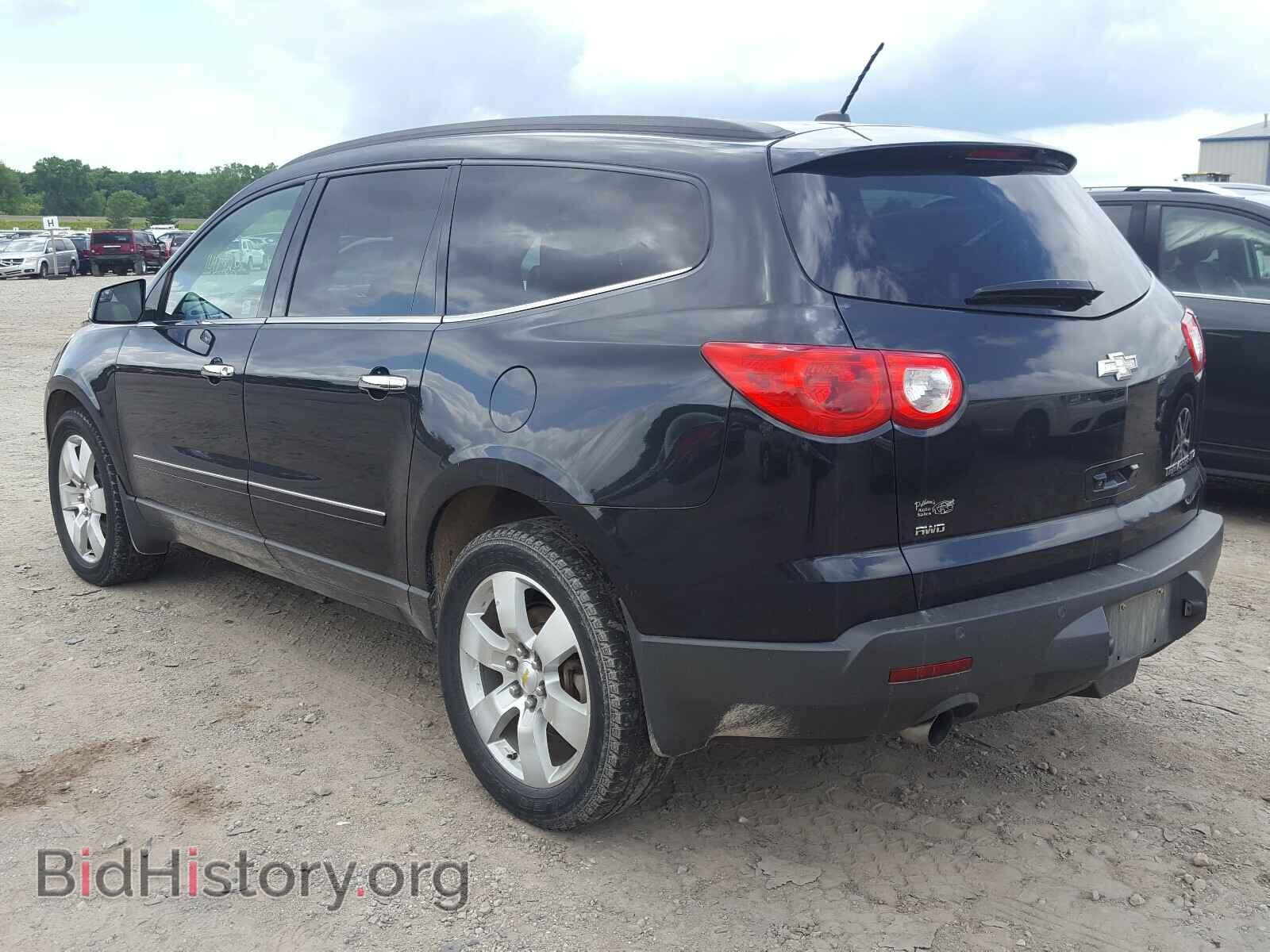 2011 CHEVROLET TRAVERSE - VIN: 1GNKVLED7BJ312702 - Фото 3
