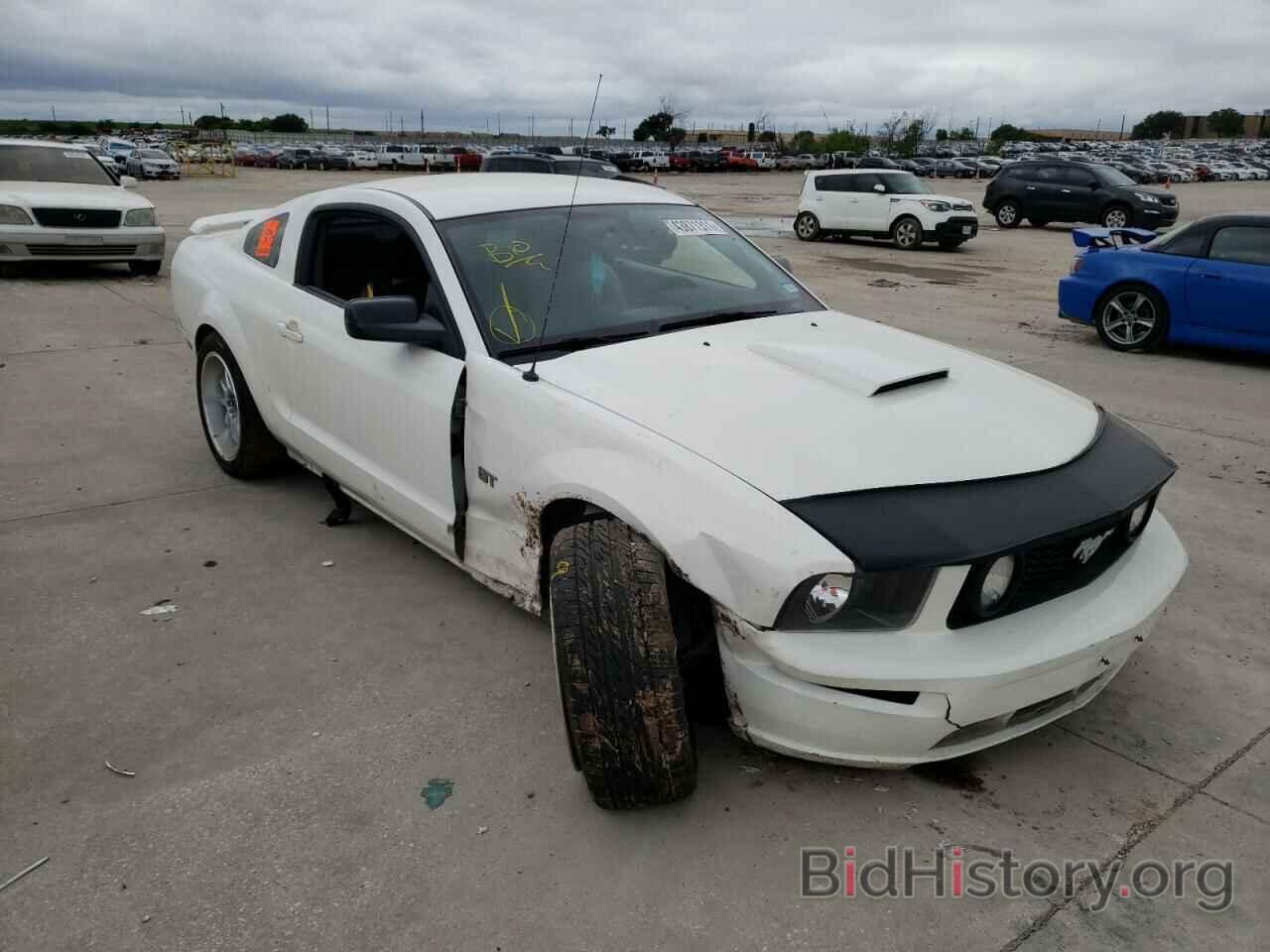 Photo 1ZVHT82H475266126 - FORD MUSTANG 2007