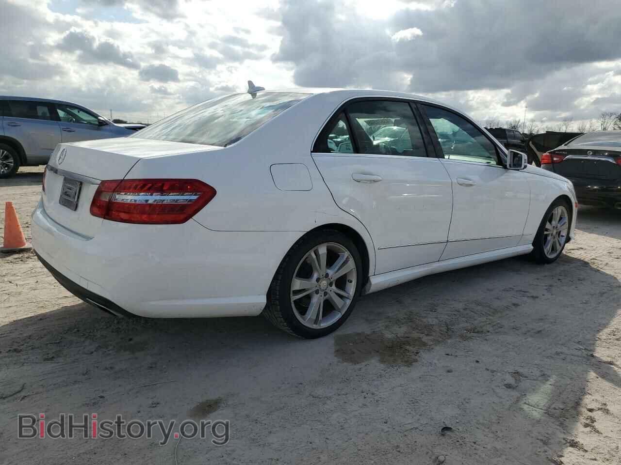 2013 MERCEDES-BENZ E-CLASS - VIN: WDDHF5KB3DA770213 - Фото 3