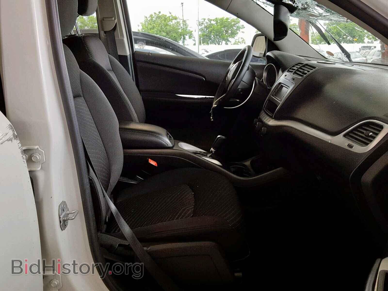 2017 DODGE JOURNEY - VIN: 3C4PDCBBXHT570251 - Фото 5