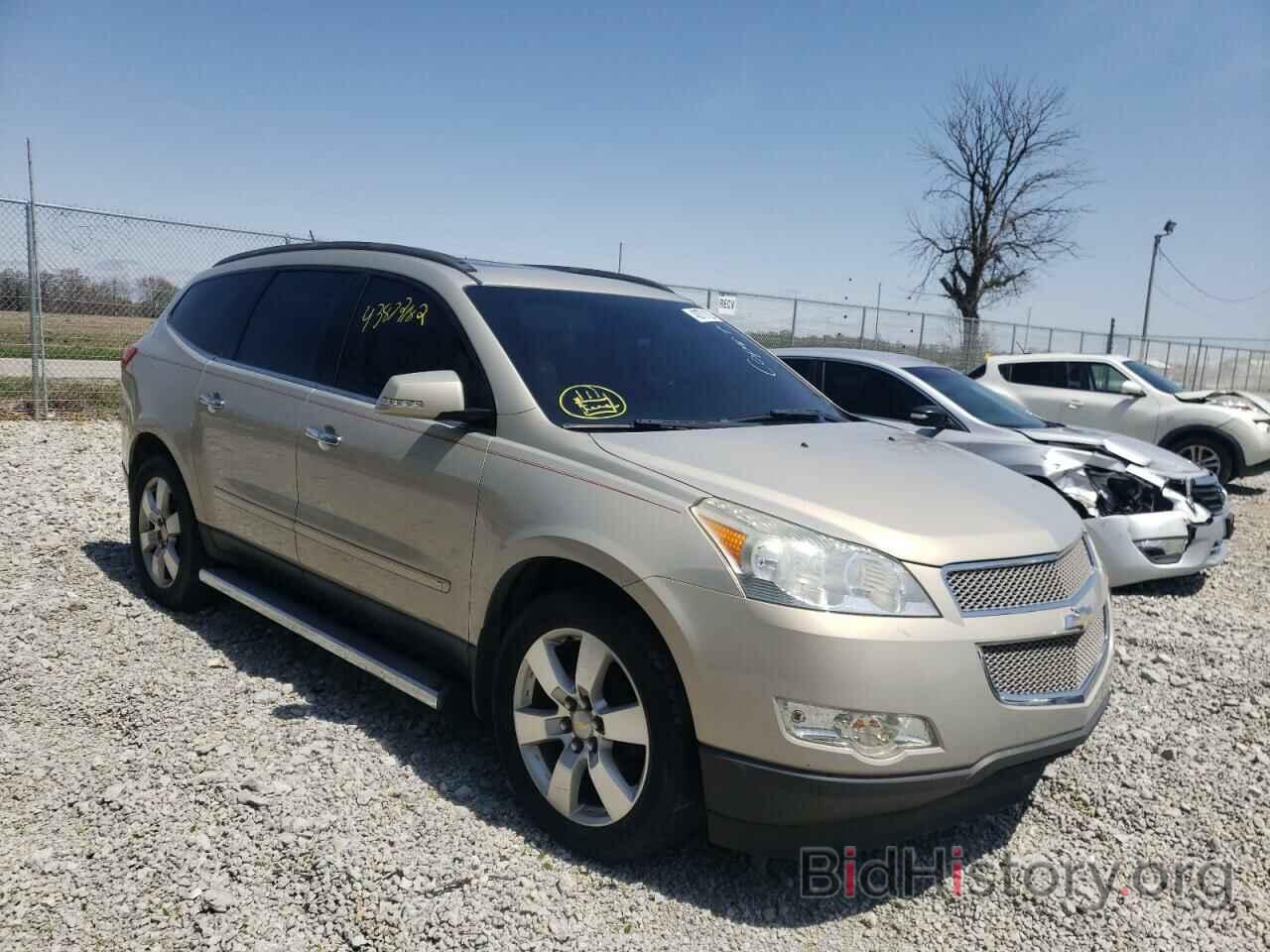 Фотография 1GNLVHED0AS114005 - CHEVROLET TRAVERSE 2010