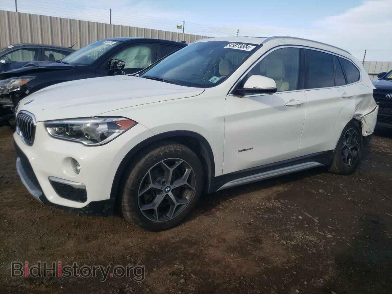 Photo WBXHT3C30H5F71915 - BMW X1 2017