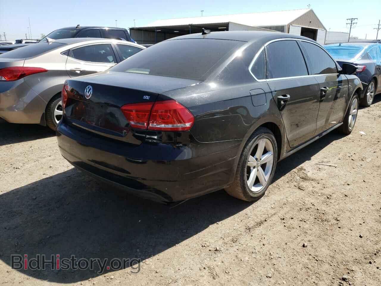 2012 VOLKSWAGEN PASSAT - VIN: 1VWBP7A32CC025326 - Фото 4