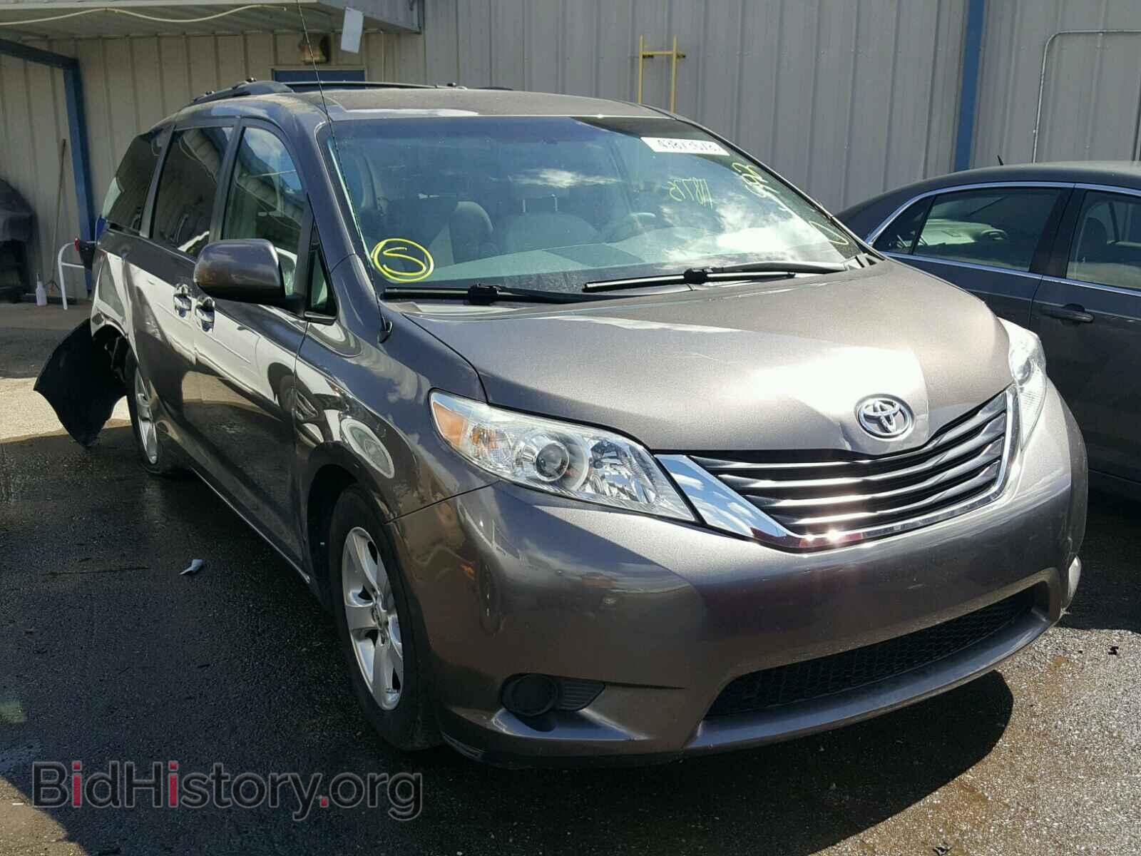 Фотография 5TDKK3DCXCS227805 - TOYOTA SIENNA LE 2012