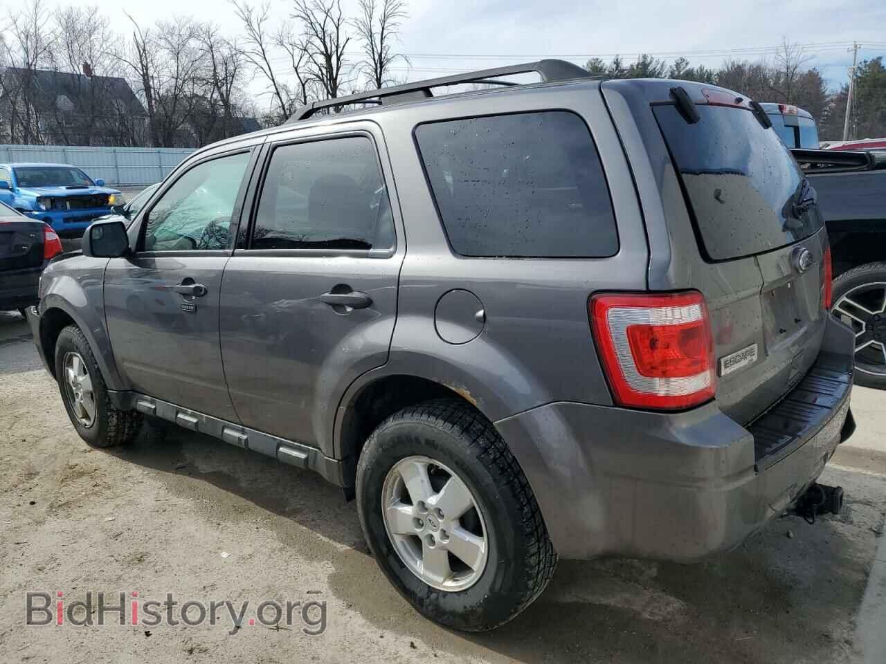 2011 FORD ESCAPE - VIN: 1FMCU9D77BKA92238 - Фото 2