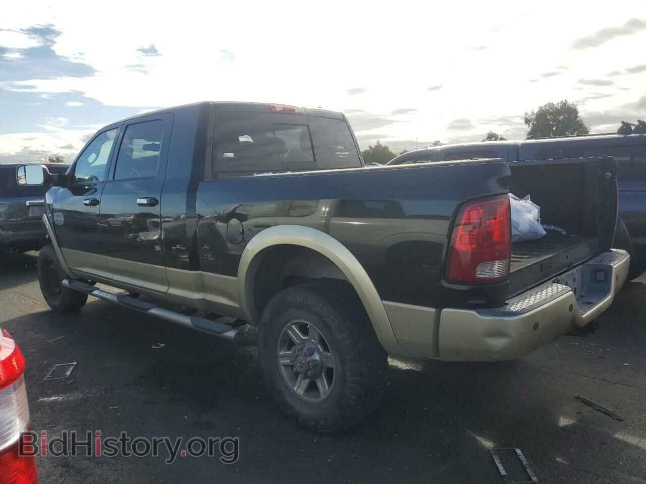 2011 DODGE All Models - VIN: 3D7UT2HL6BG587358 - Фото 2