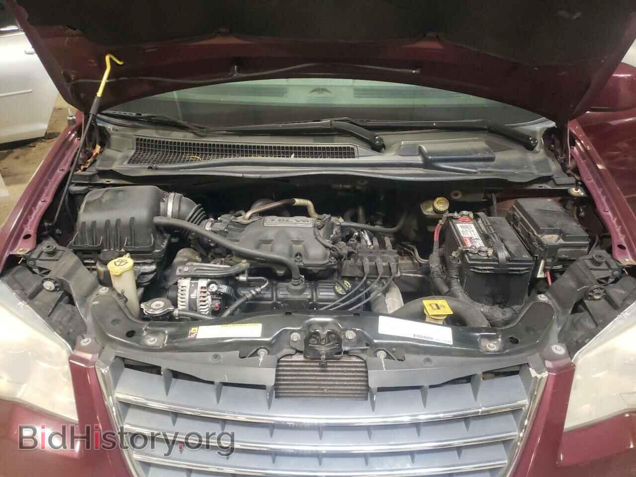 2008 CHRYSLER MINIVAN - VIN: 2A8HR54P98R793595 - Фото 7
