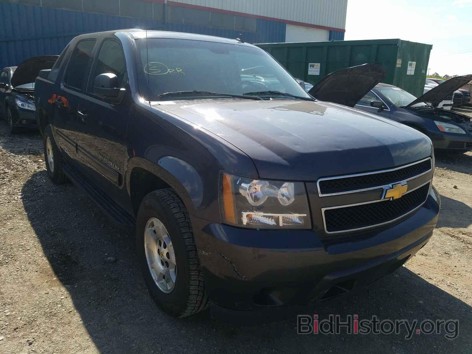Photo 3GNVKEE07AG163741 - CHEVROLET AVALANCHE 2010