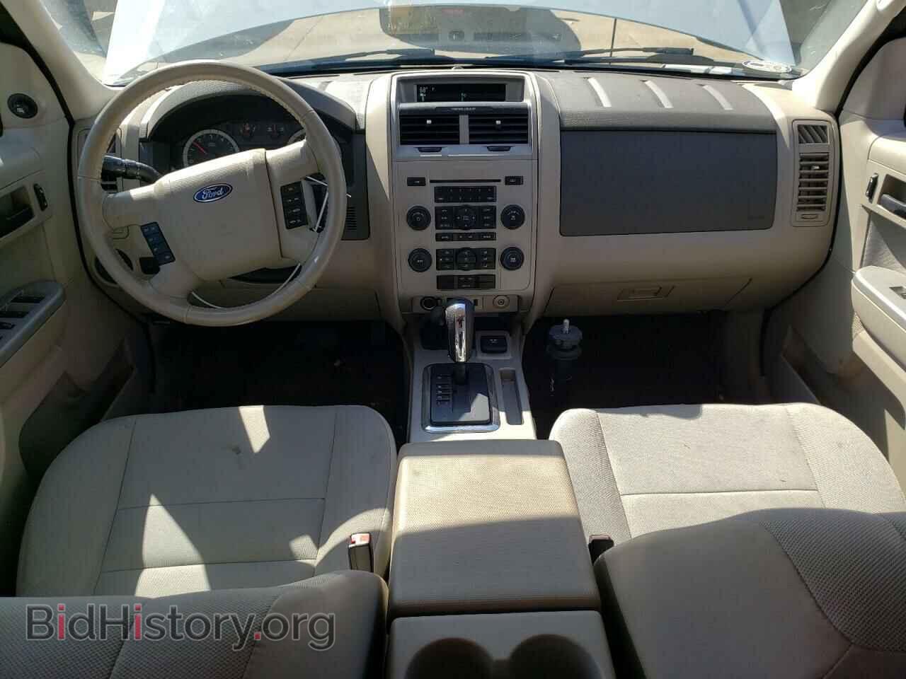2011 FORD ESCAPE - VIN: 1FMCU5K37BKA94211 - Фото 8