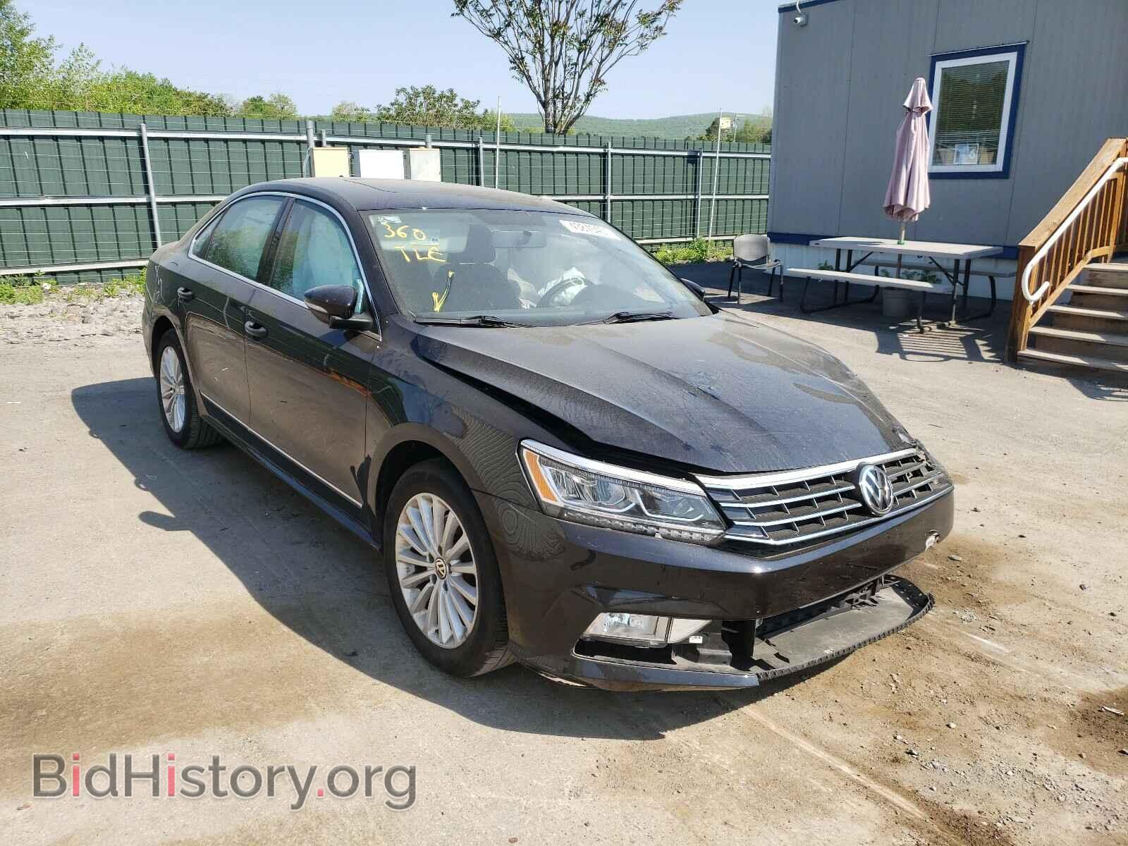 Photo 1VWBT7A39HC044121 - VOLKSWAGEN PASSAT 2017