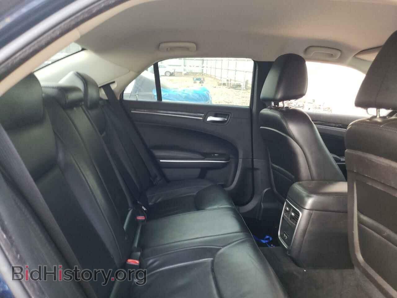 2016 CHRYSLER 300 - VIN: 2C3CCARG9GH190885 - Photo 10
