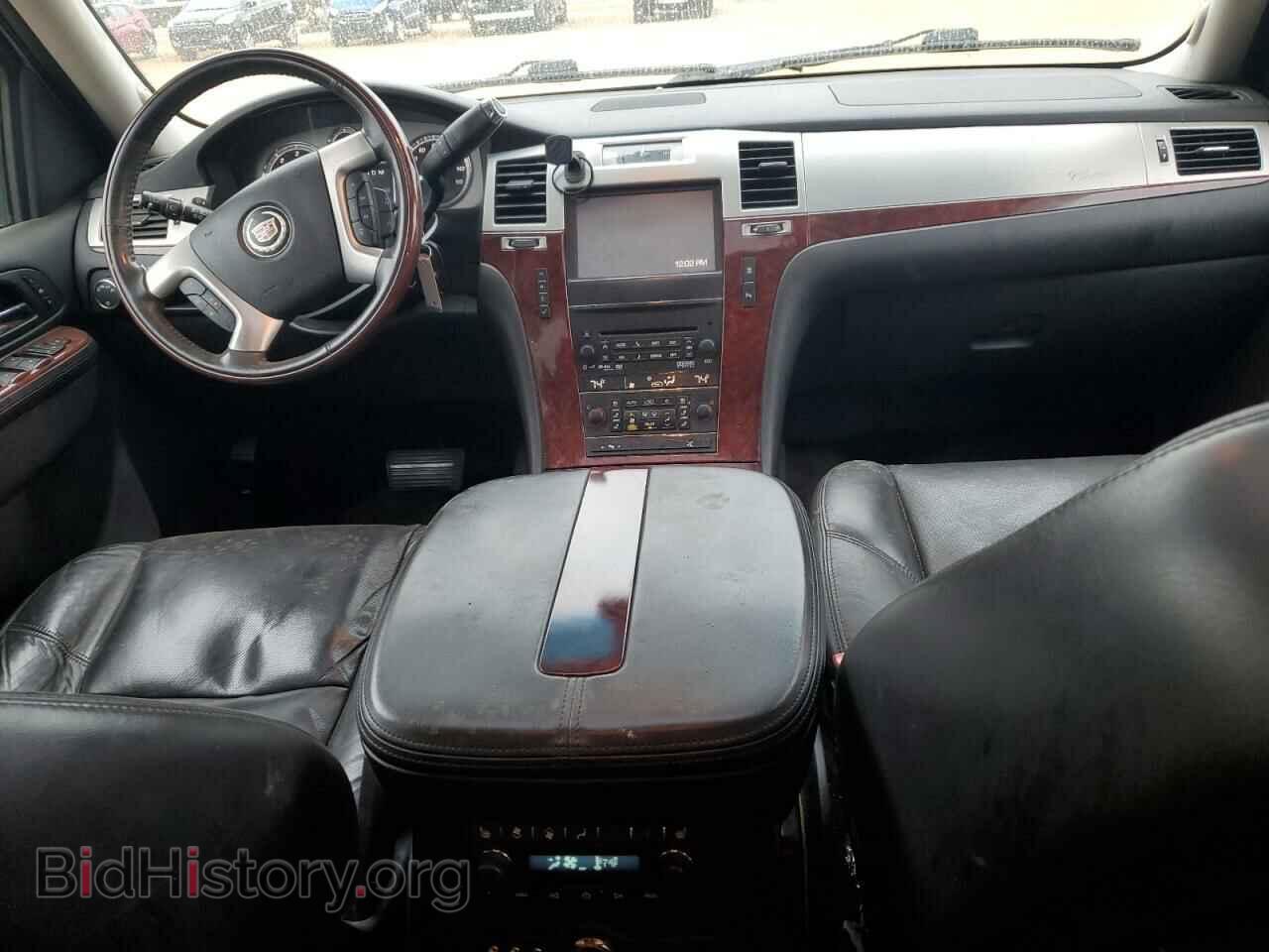 2011 CADILLAC ESCALADE - VIN: 1GYS4CEF3BR116443 - Фото 8