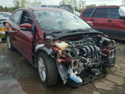 2015 Ford FOCUS, red — VIN 1FADP3F29FL240149, Copart
