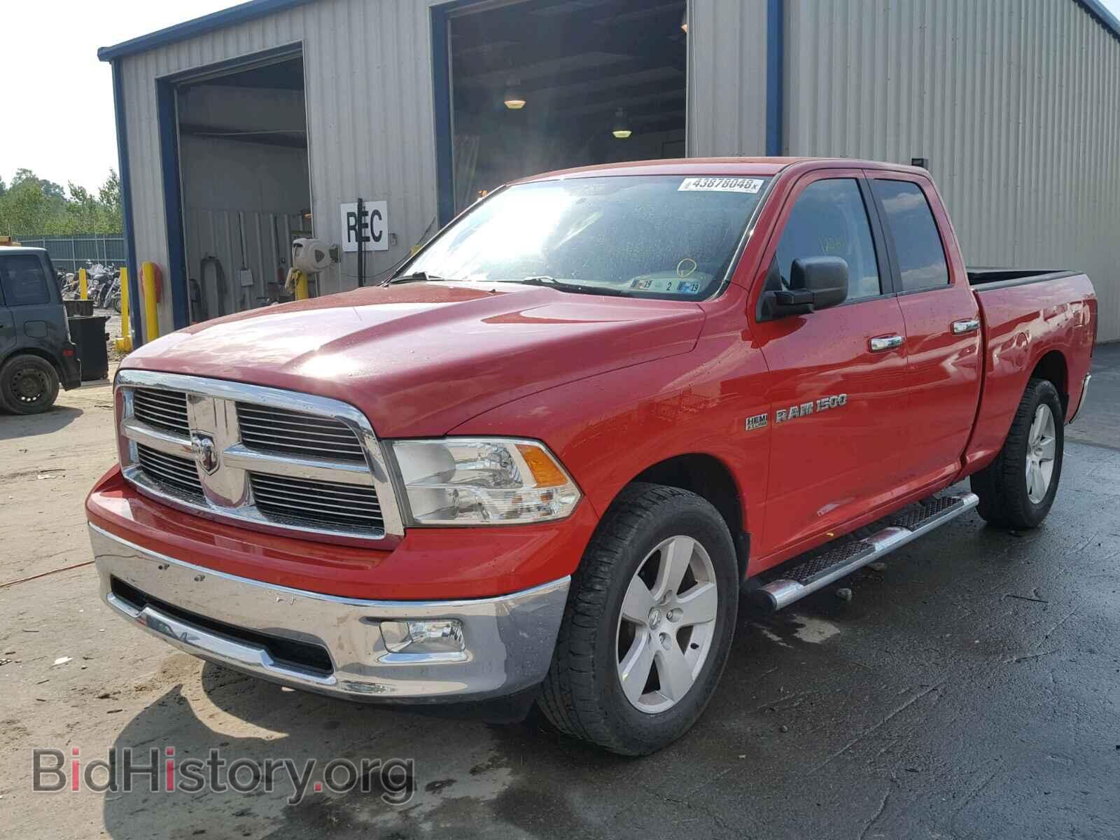 2011 DODGE RAM 1500 - VIN: 1D7RV1GT4BS655662 - Фото 2