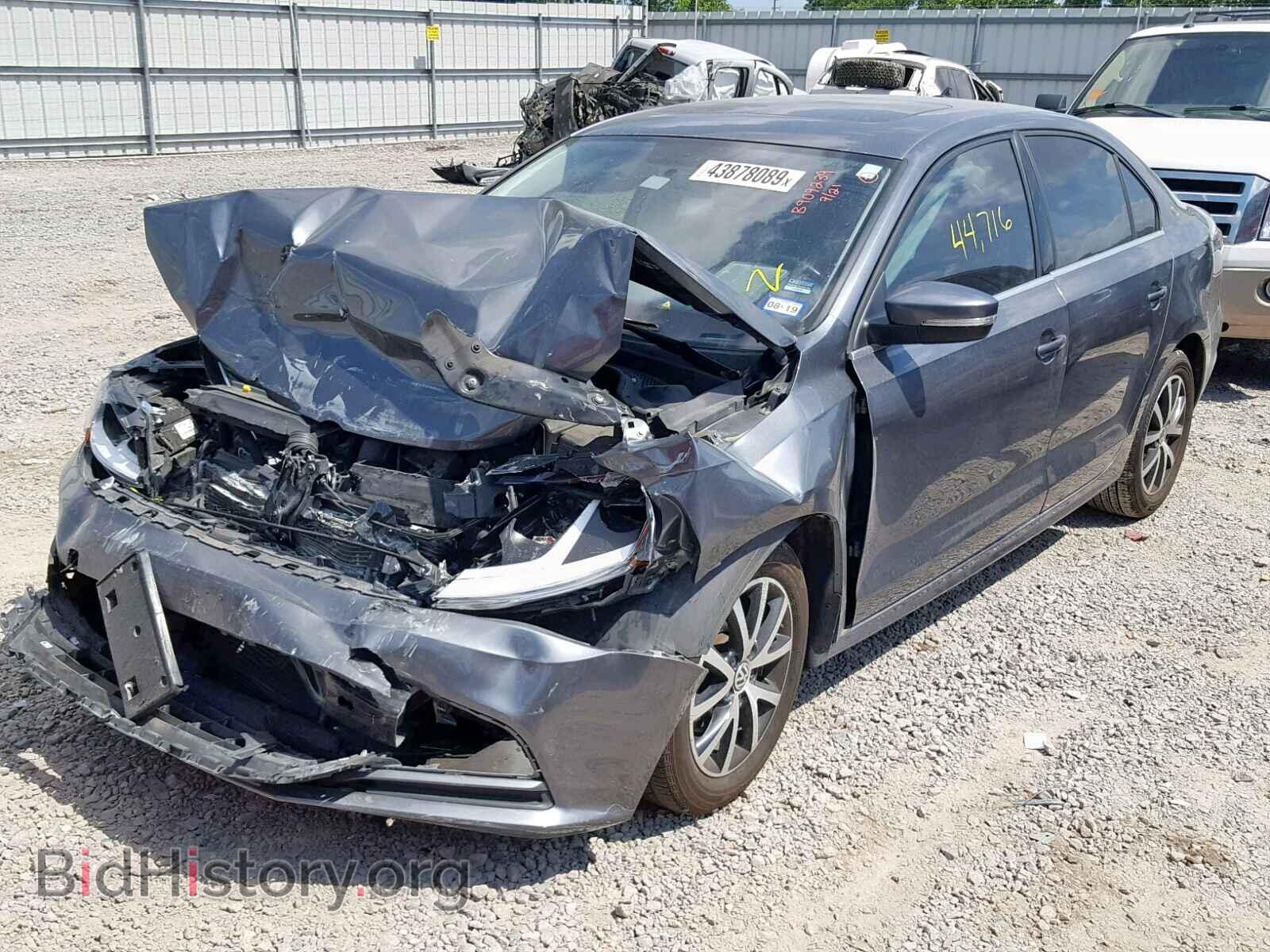 2017 VOLKSWAGEN JETTA - VIN: 3VWDB7AJ8HM392890 - Фото 2