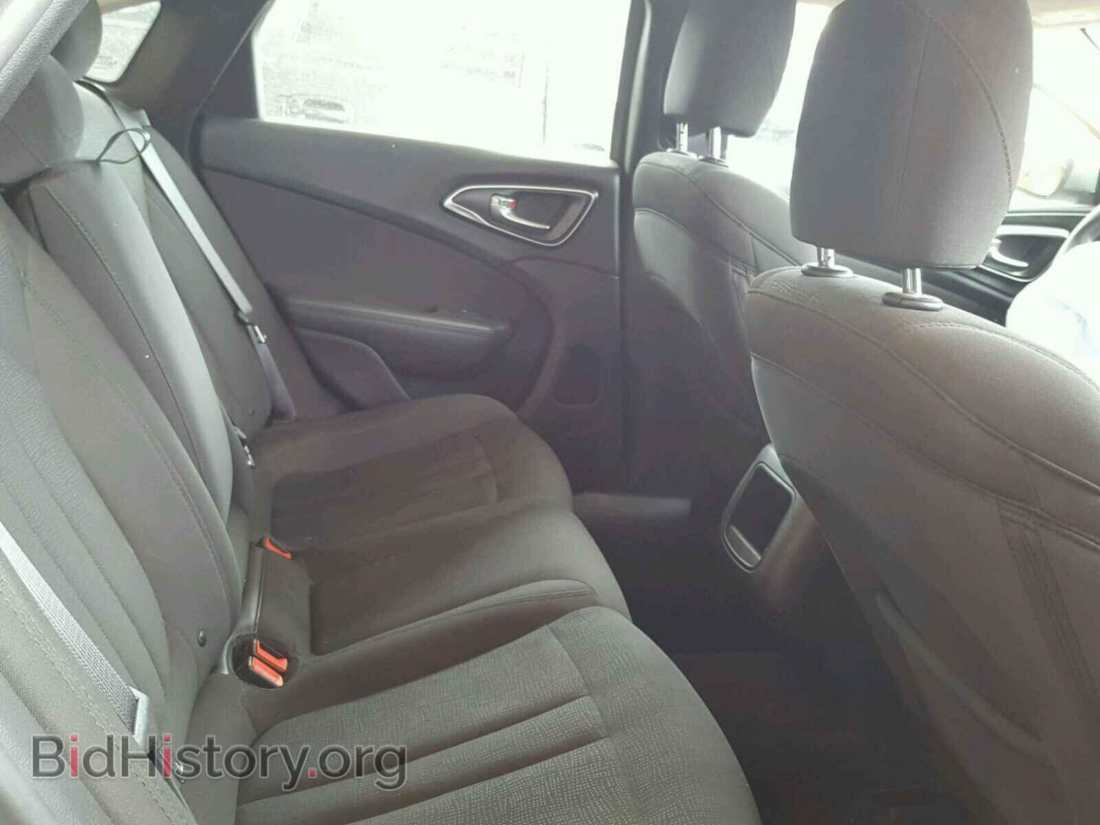 2016 CHRYSLER 200 - VIN: 1C3CCCABXGN102705 - Фото 6