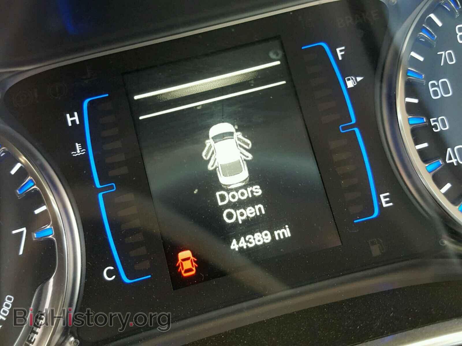 2016 CHRYSLER 200 - VIN: 1C3CCCABXGN102705 - Фото 8