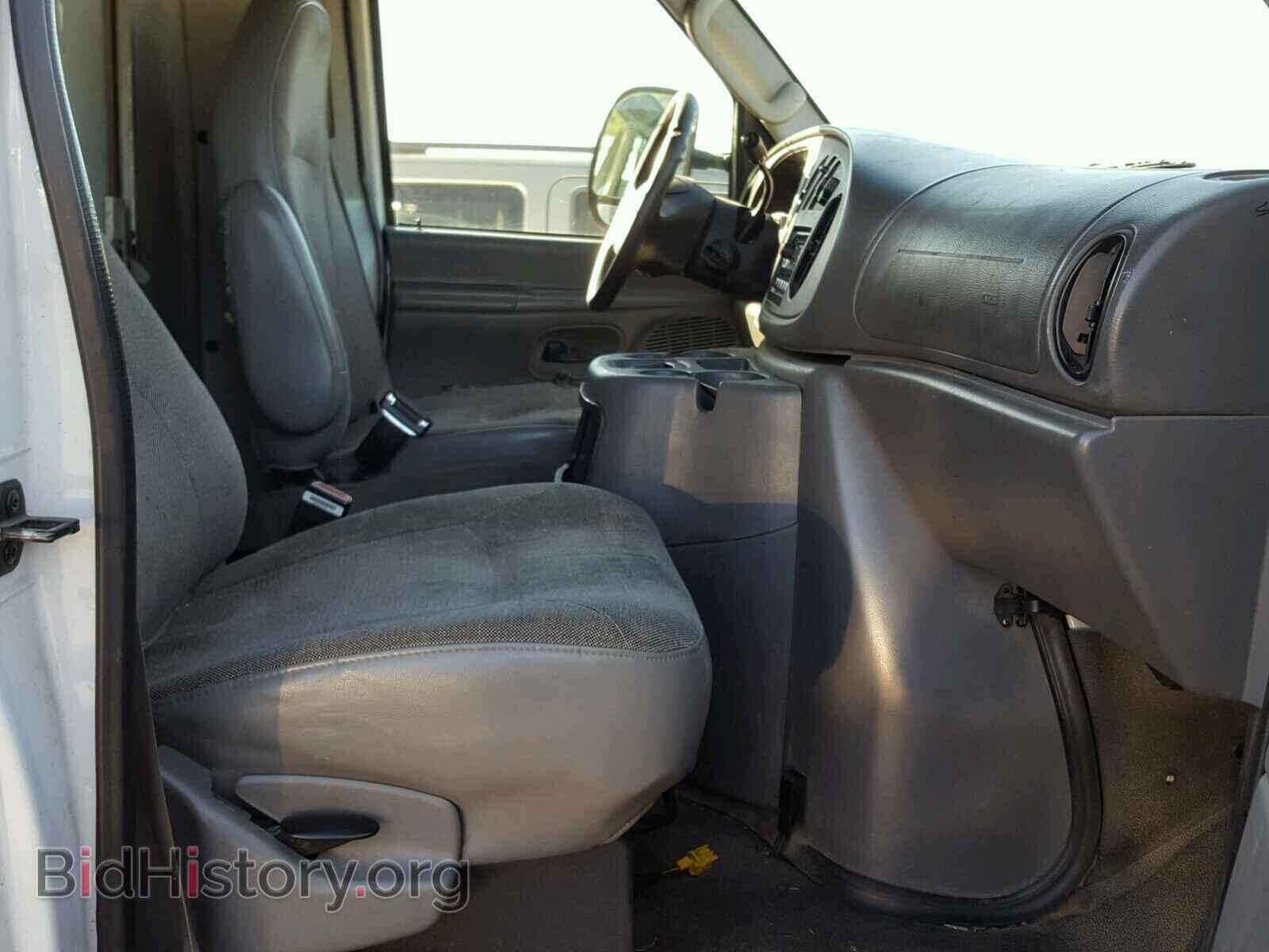 2004 FORD ECONOLINE - VIN: 1FDSE35L94HB44860 - Photo 5