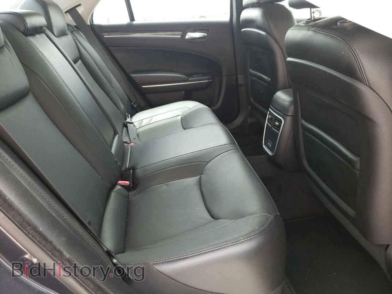 2017 CHRYSLER 300 - VIN: 2C3CCAAGXHH511894 - Фото 6