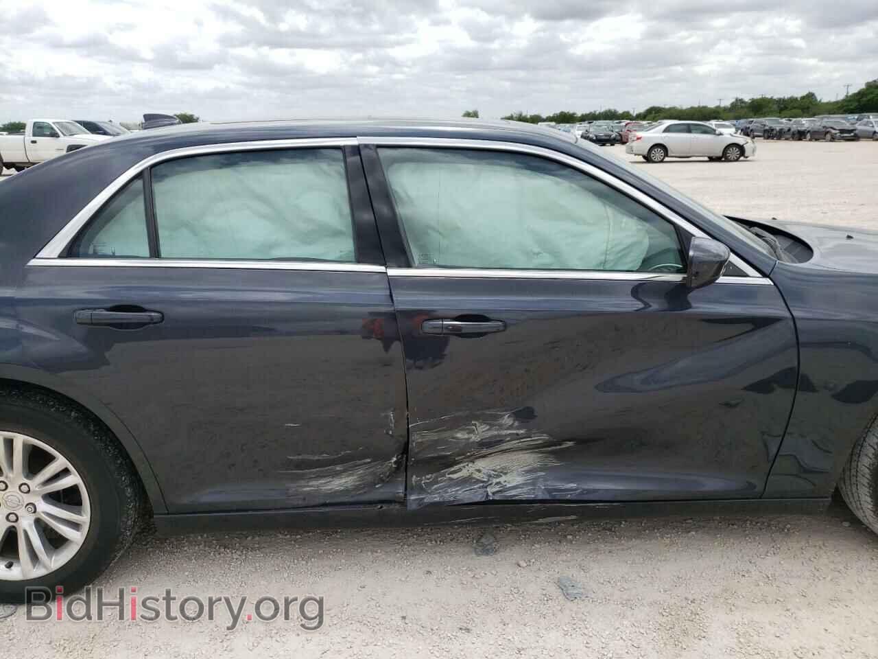 2017 CHRYSLER 300 - VIN: 2C3CCAAGXHH511894 - Фото 9