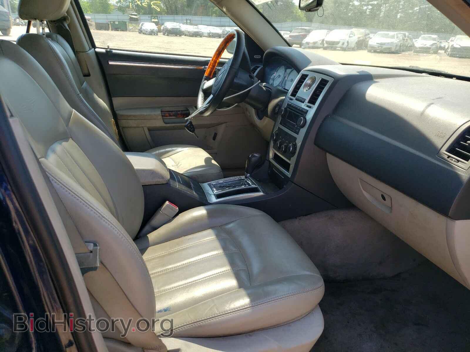 2006 CHRYSLER 300 - VIN: 2C3KA63HX6H230633 - Фото 5