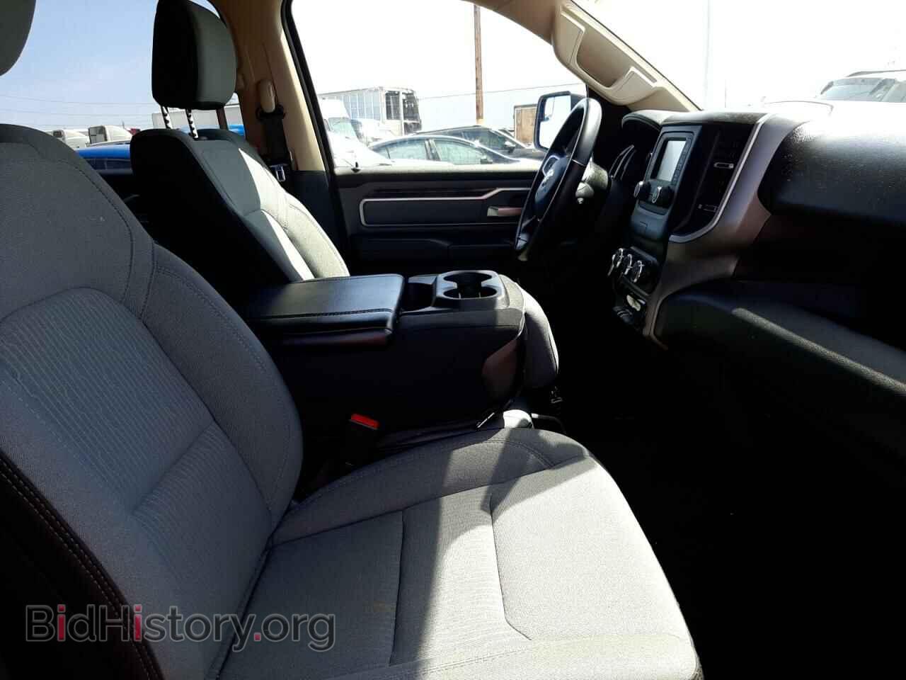 2020 RAM 1500 - VIN: 1C6RRFFG3LN263702 - Фото 5