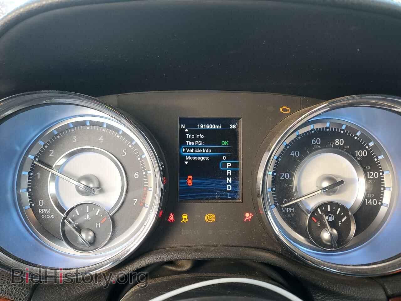 2012 CHRYSLER 300 - VIN: 2C3CCAAG6CH188887 - Фото 9