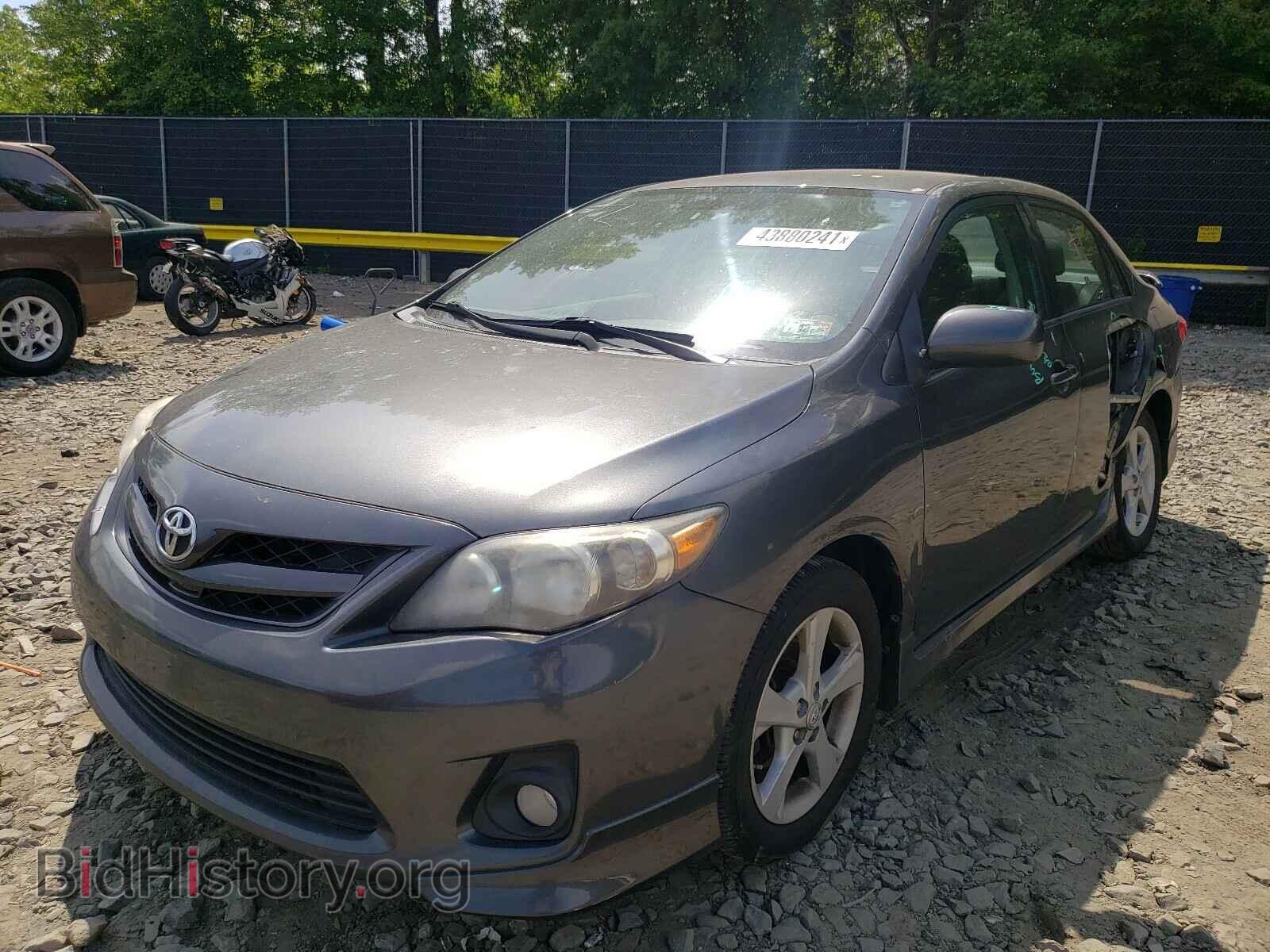 2011 TOYOTA COROLLA - VIN: 2T1BU4EE2BC663829 - Фото 2