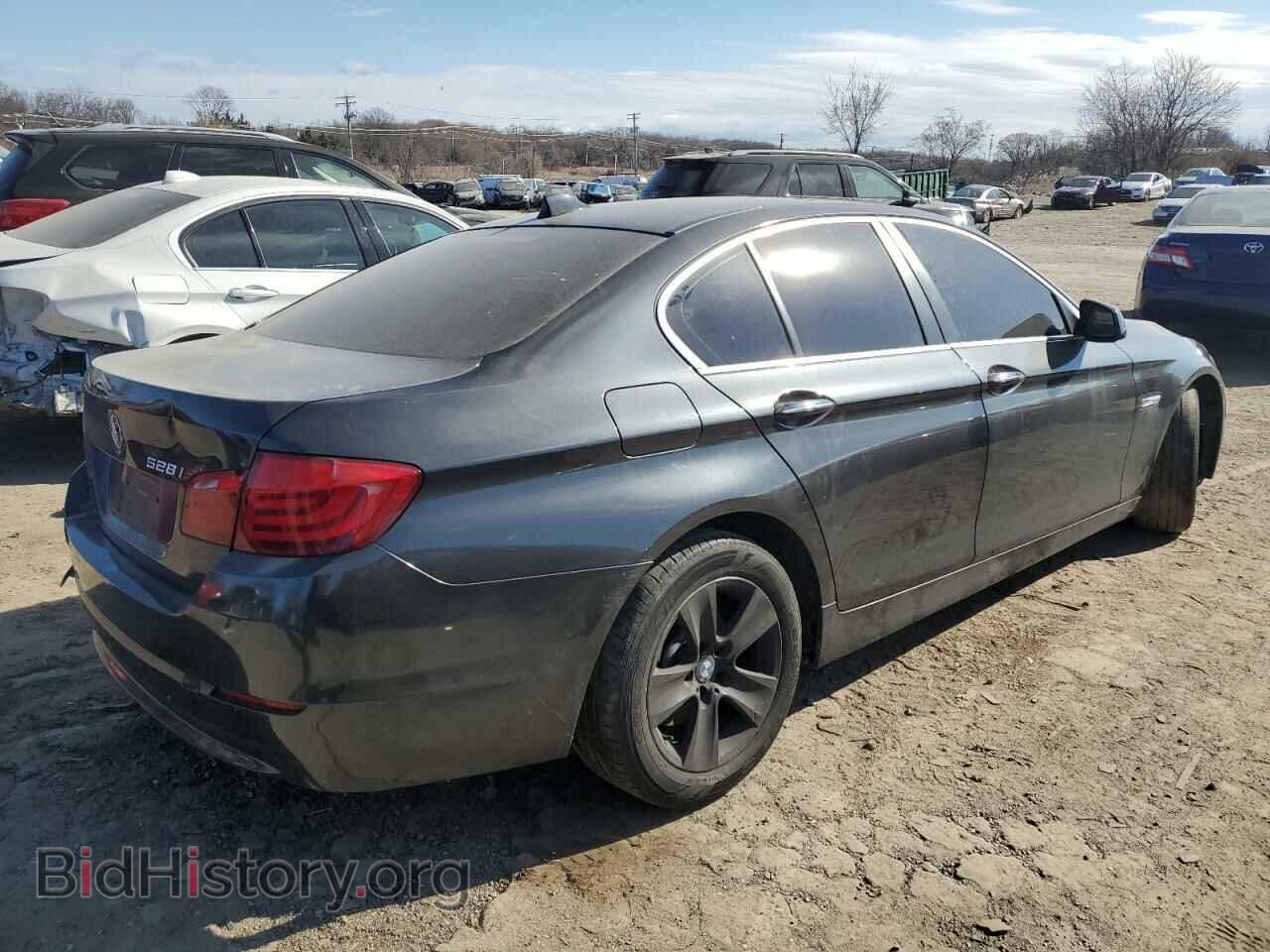 2011 BMW 5 SERIES - VIN: WBAFR1C58BC745140 - Фото 3