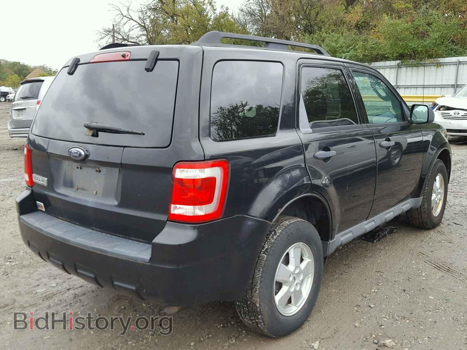 2009 FORD ESCAPE - VIN: 1FMCU03739KA92910 - Фото 4