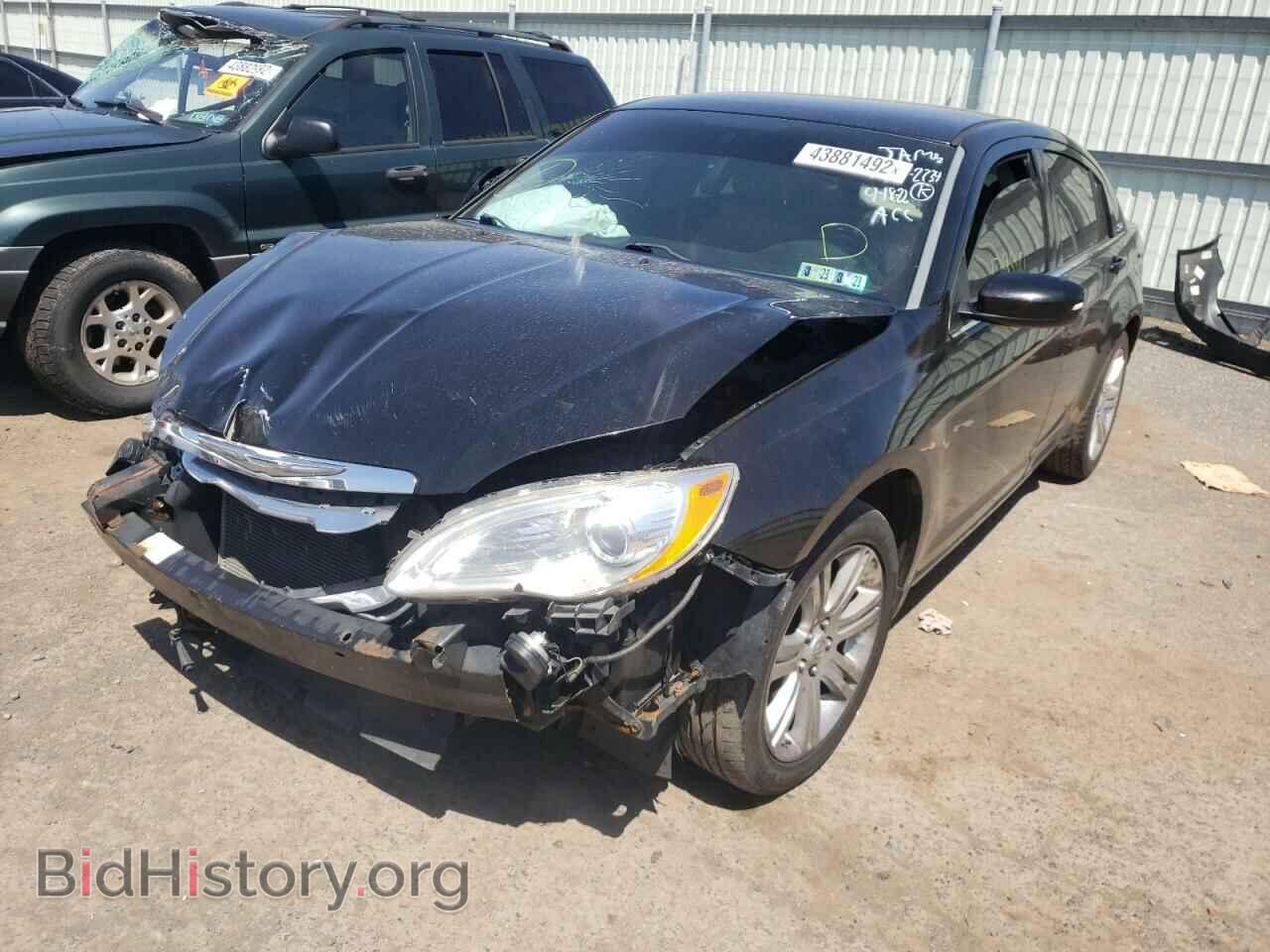2011 CHRYSLER 200 - VIN: 1C3BC1FB2BN614671 - Фото 2