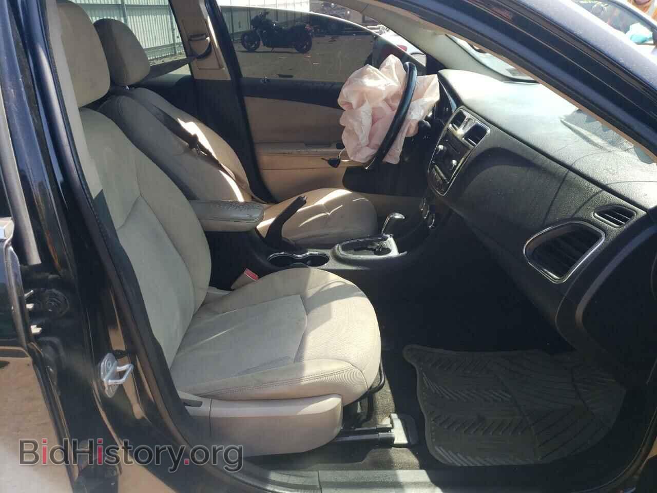 2011 CHRYSLER 200 - VIN: 1C3BC1FB2BN614671 - Фото 5