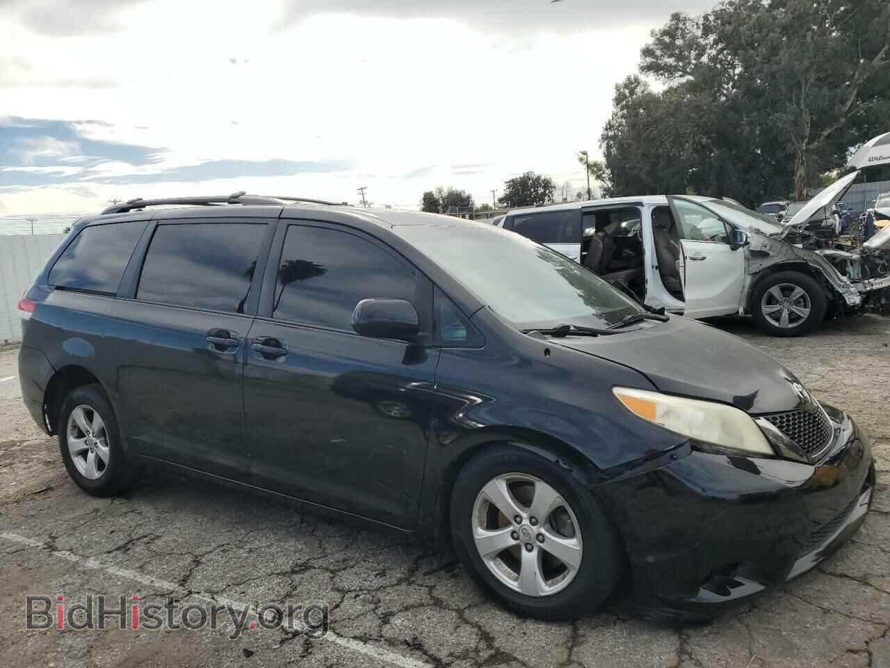 2012 TOYOTA All Models - VIN: 5TDKK3DCXCS267706 - Фото 4