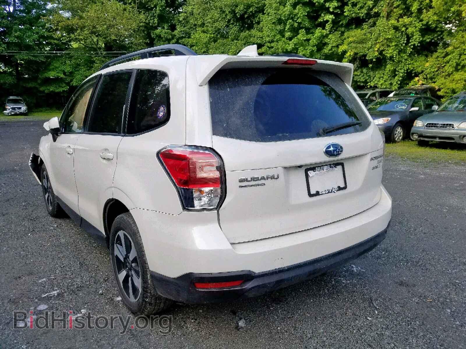 2017 SUBARU FORESTER - VIN: JF2SJAECXHH449389 - Фото 3